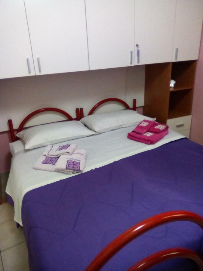 Bed And Breakfast Priscilla Regalbuto Luaran gambar